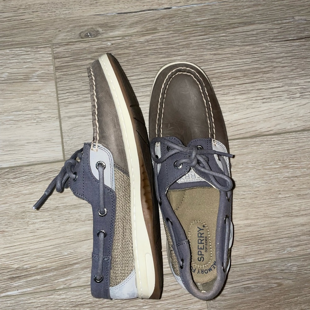 Sperry’s boat shoes